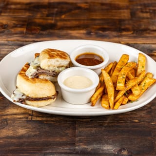 Smoked Philly Cheesesteak Sandwich (DINNER)